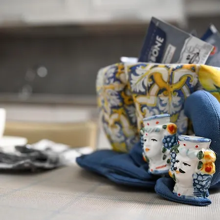 Xenia 레조디칼라브리아